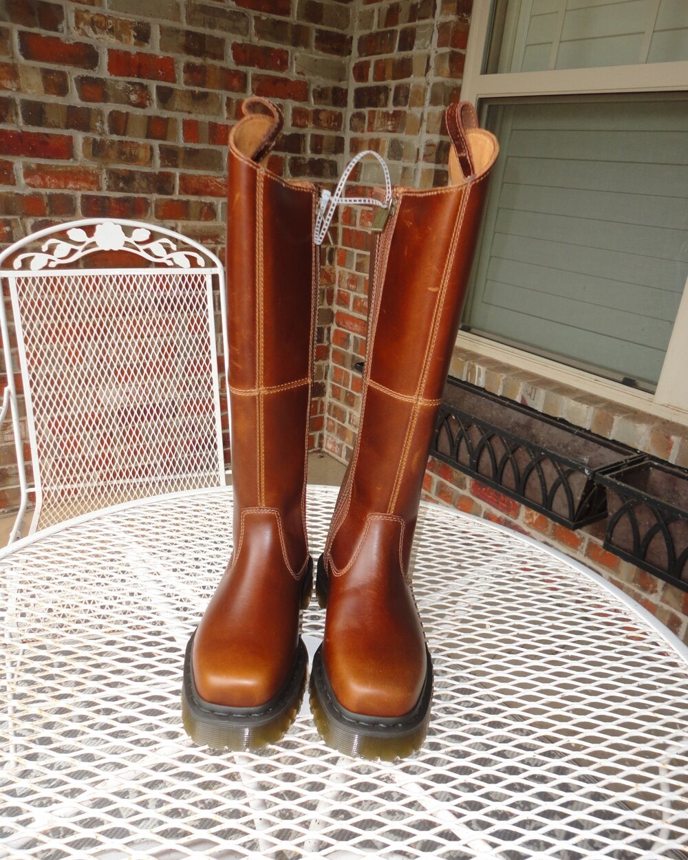 DR MARTENS Amaayah Hi Tall Leather Boots Brown Size 6